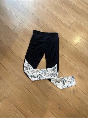 SO workout pants Size M